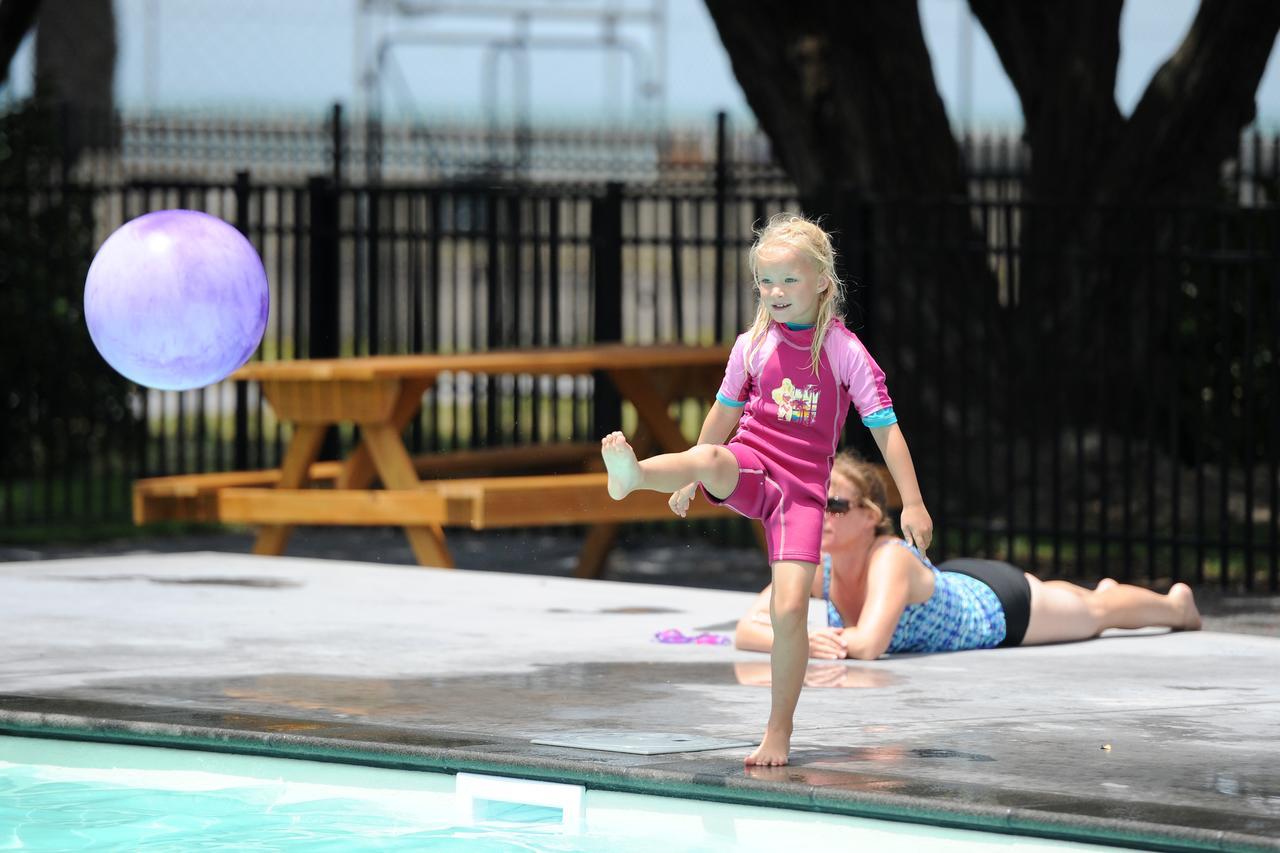 Waikanae Beach Top 10 Holiday Park Gisborne Exteriér fotografie